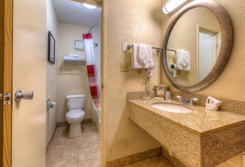 هتل Red Roof Inn Tulsa