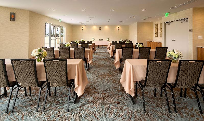 Redondo Beach Hotel, Tapestry Collection By Hilton