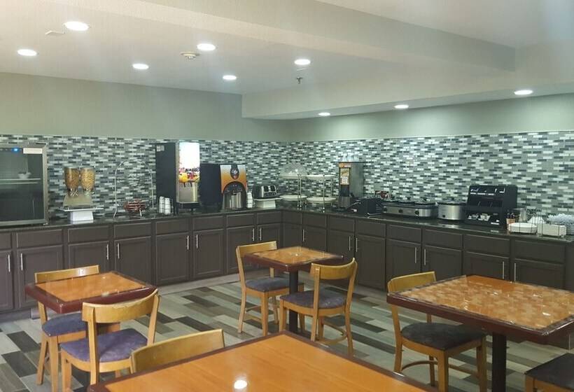 هتل Rodeway Inn Tuscaloosa Near University