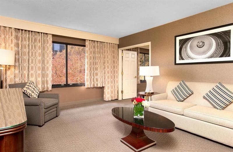 酒店 Sheraton Reston