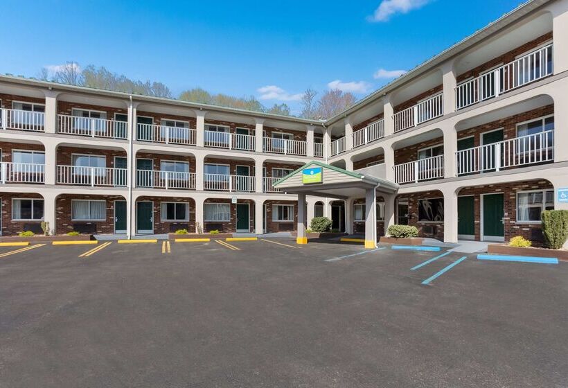 Surestay Hotel By Best Western Summersville