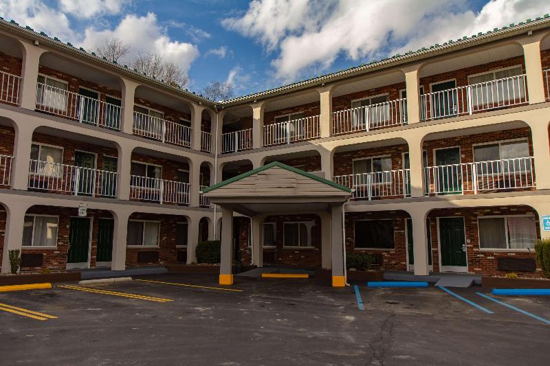 Surestay Hotel By Best Western Summersville