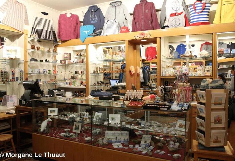 هتل Tadoussac