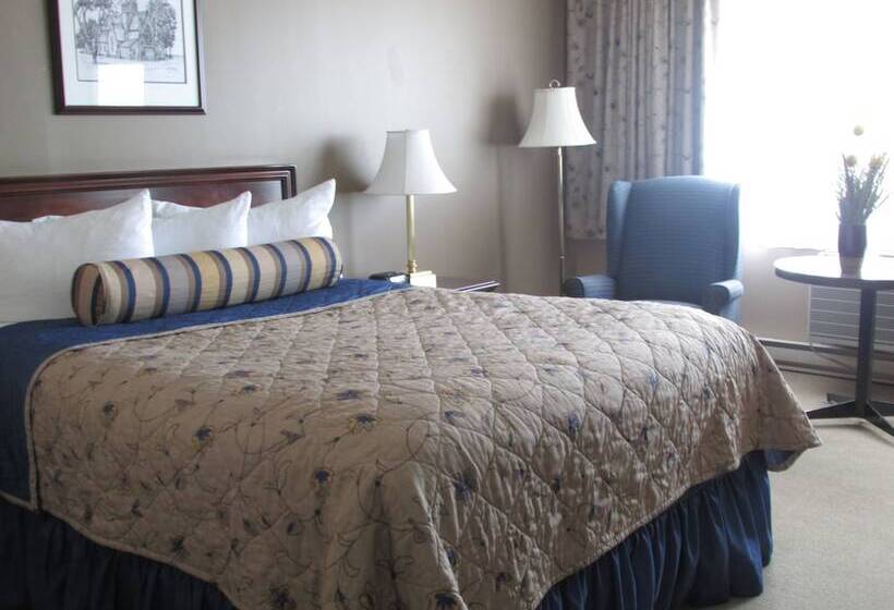 Отель The Fredericton Inn