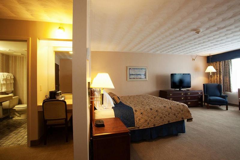 هتل The Fredericton Inn