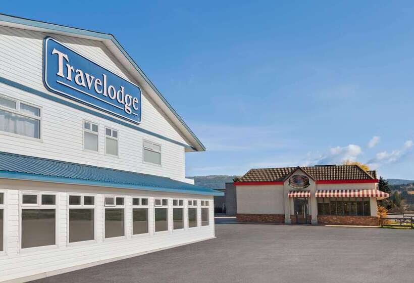 هتل Travelodge By Wyndham Salmon Arm Bc