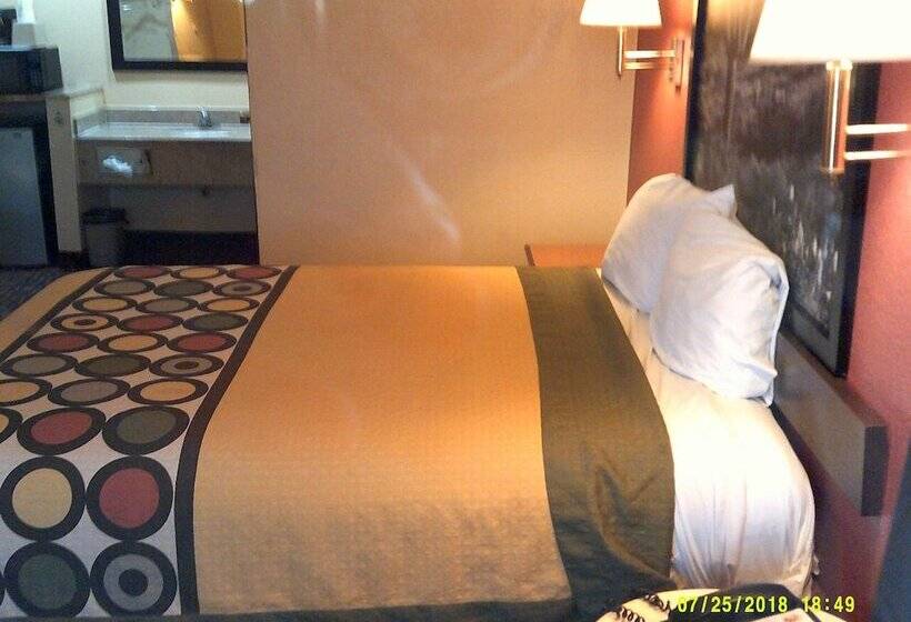 מוטל Super 8 By Wyndham Tucson Downtown Convention Center