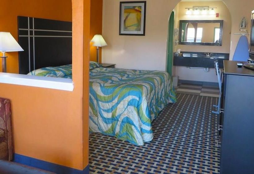 Мотель Weatherford Inn And Suites