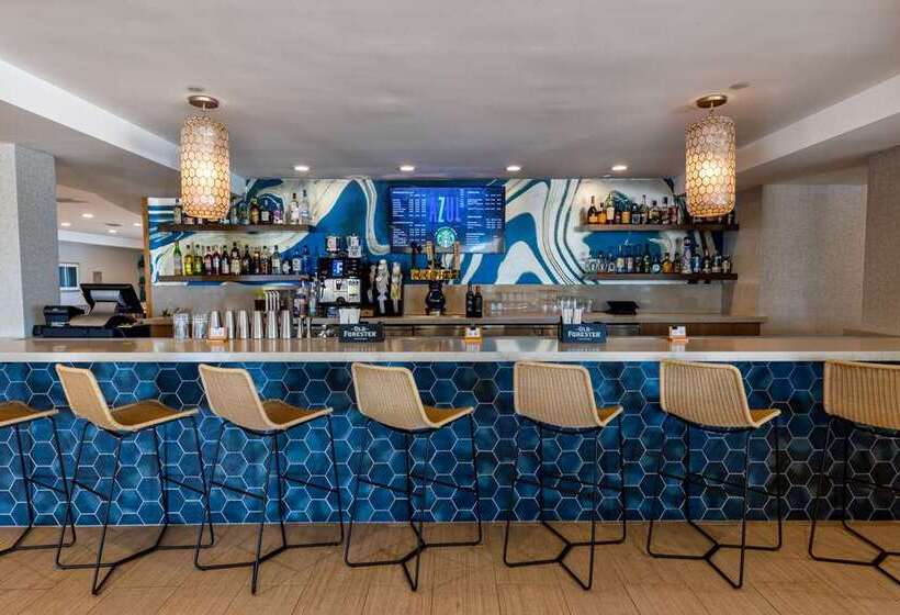 Redondo Beach Hotel, Tapestry Collection By Hilton
