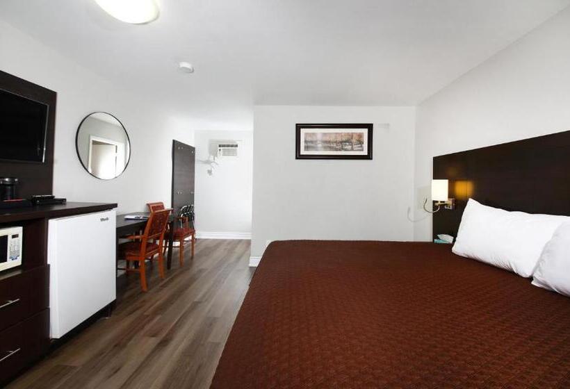 Cedar Lodge Motel