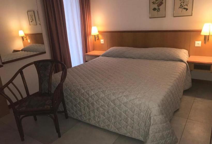 فندق Albergo Nazionale
