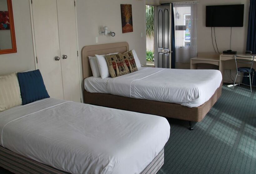 هتل Asure Camelot Arms Motor Lodge