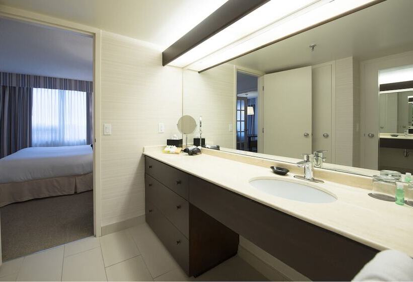 ホテル Cambridge Suites Toronto