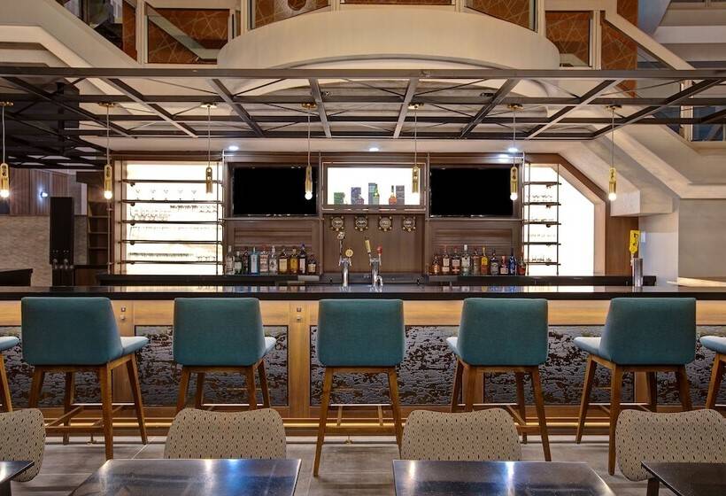 호텔 Four Points By Sheraton St. Catharines Niagara Suites