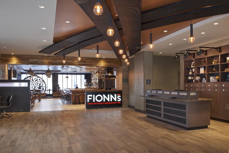 ホテル Four Points By Sheraton Toronto Airport East