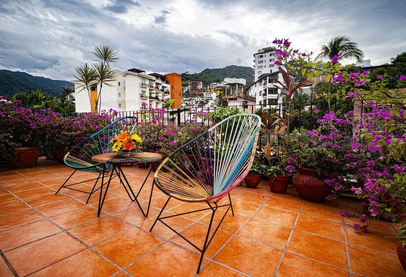 Hotel Posada De Roger