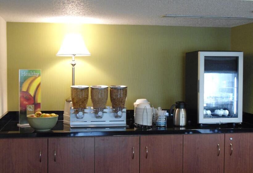 فندق Quality Suites