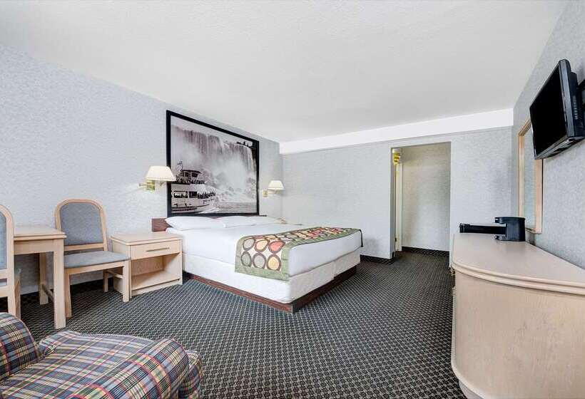 هتل Super 8 By Wyndham Niagara Falls North