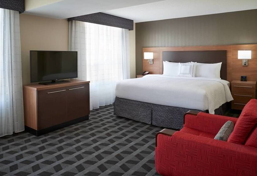 Hotel Towneplace Suites By Marriott Windsor