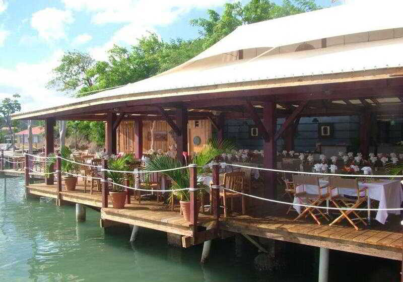 هتل True Blue Bay Resort