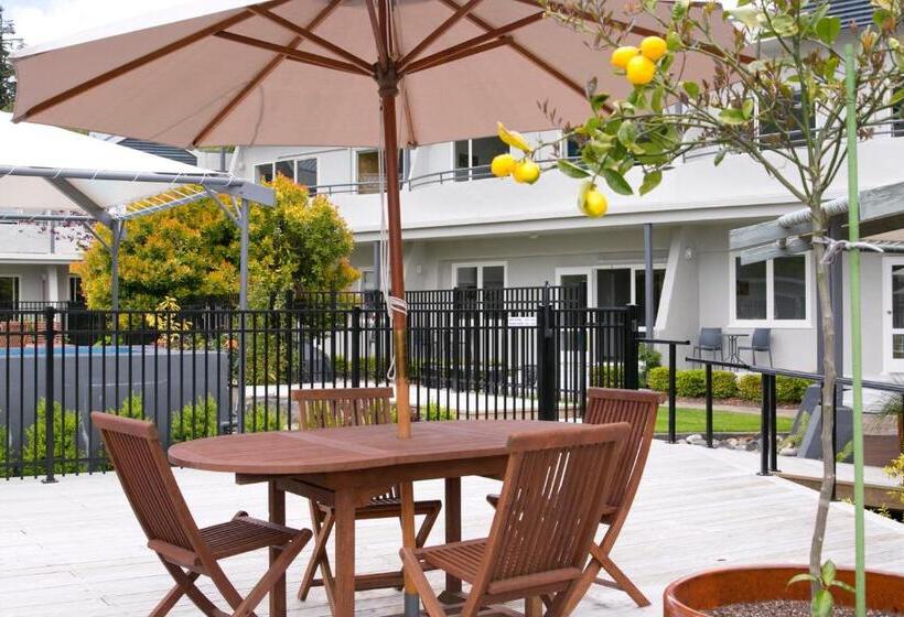 모텔 Anchorage Resort Taupo Nz