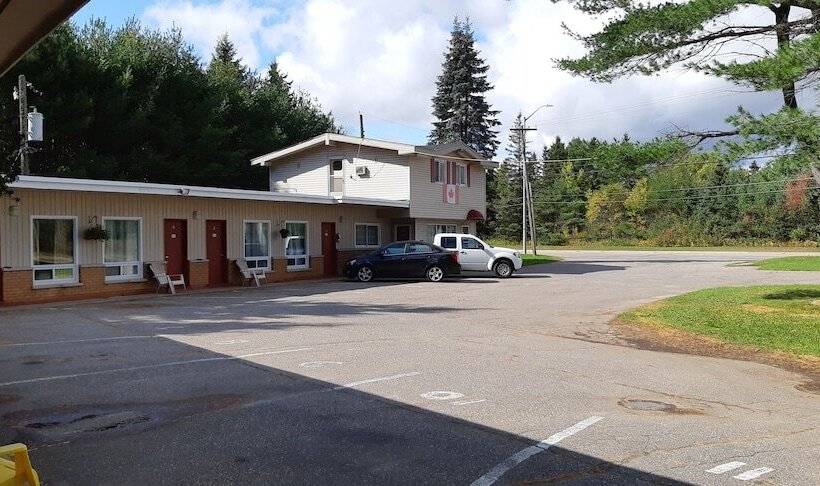 Pine Grove Motel