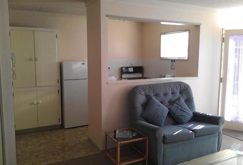 Riverview Motel