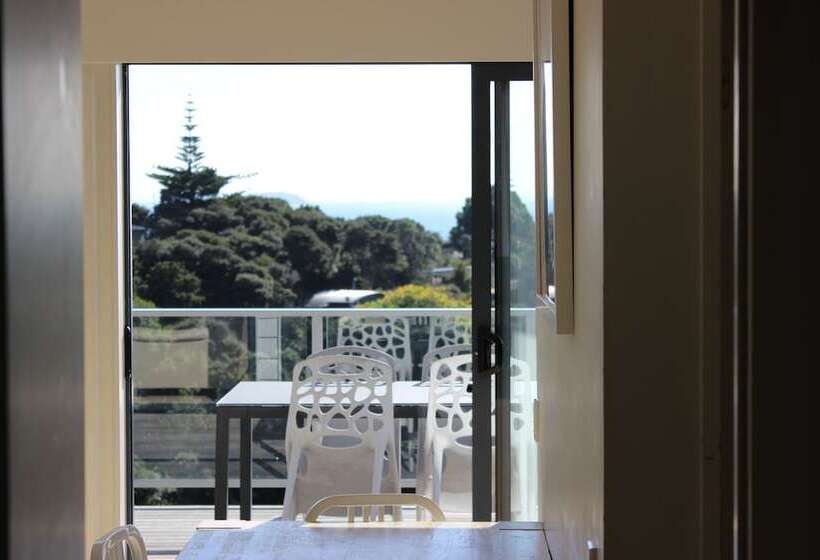 Waiheke Island Resort Conference & Accomodation Centre