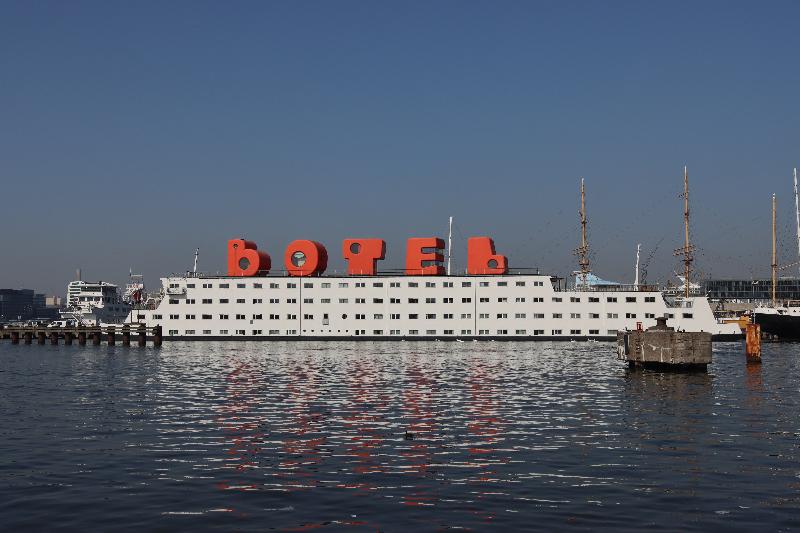 Botel