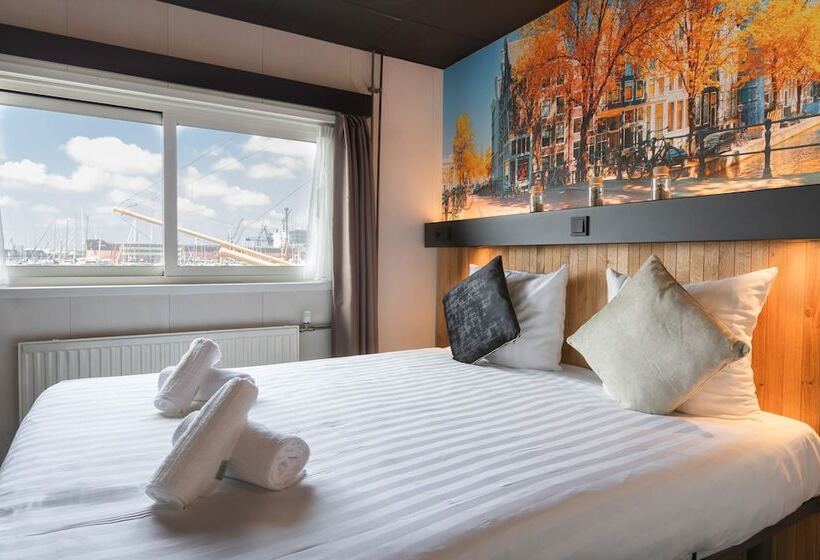 Fotos del hotel Botel:  2