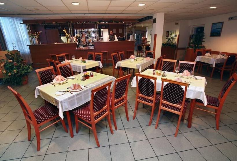 Fotos del hotel ében:  11