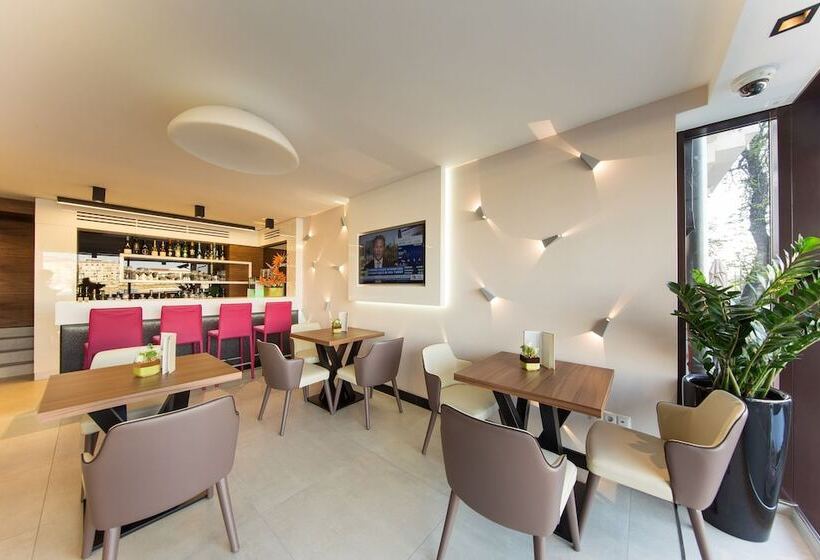 Fotos del hotel Boutique Hotel Victoria Budapest:  6