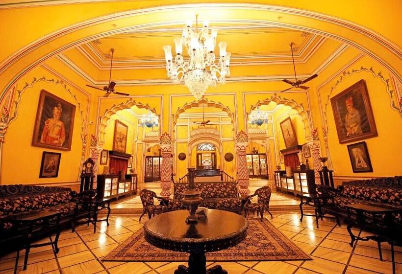 هتل Narain Niwas Palace