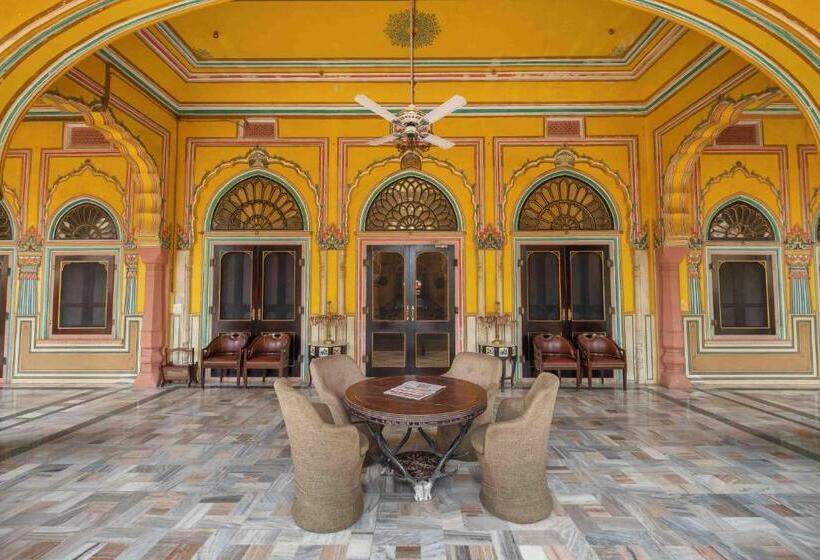 هتل Narain Niwas Palace
