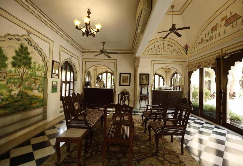 هتل Narain Niwas Palace