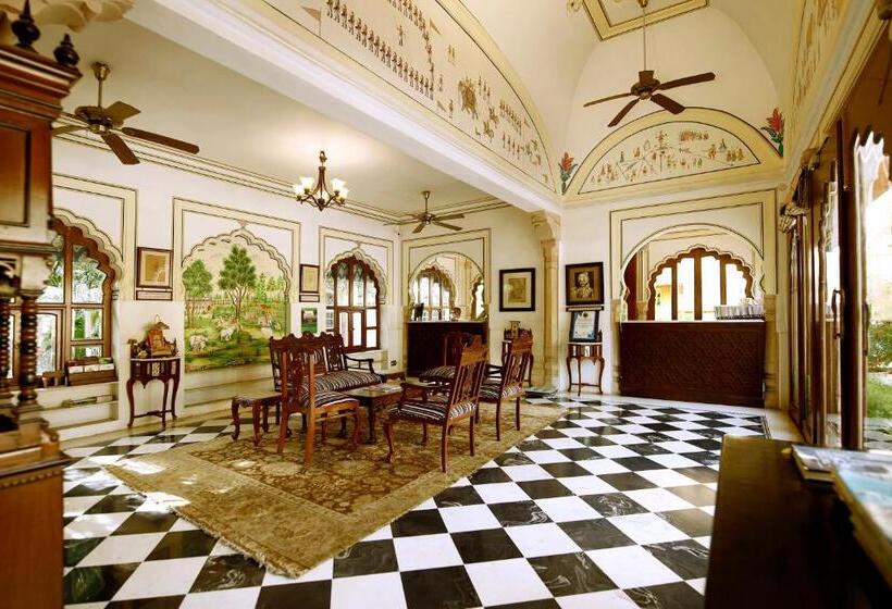 هتل Narain Niwas Palace