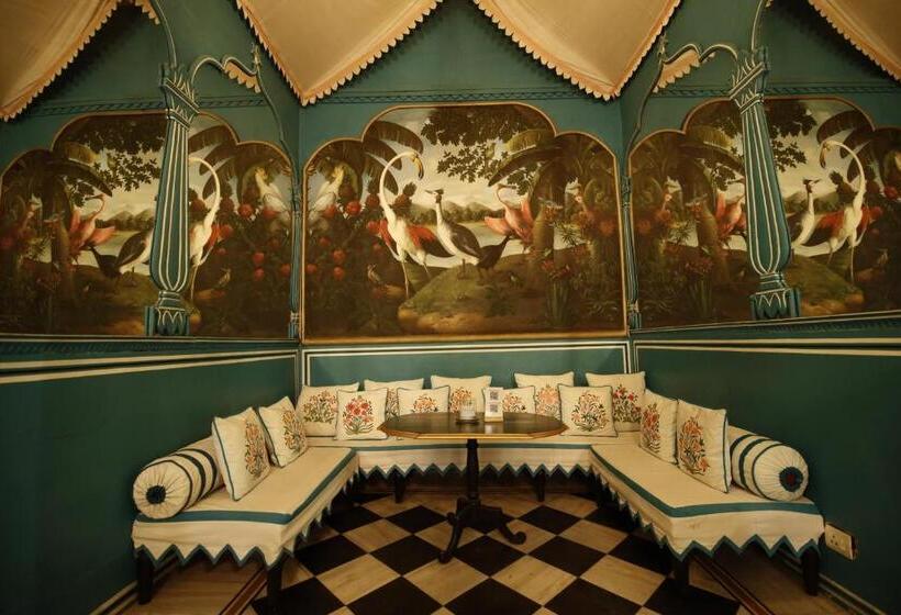 هتل Narain Niwas Palace