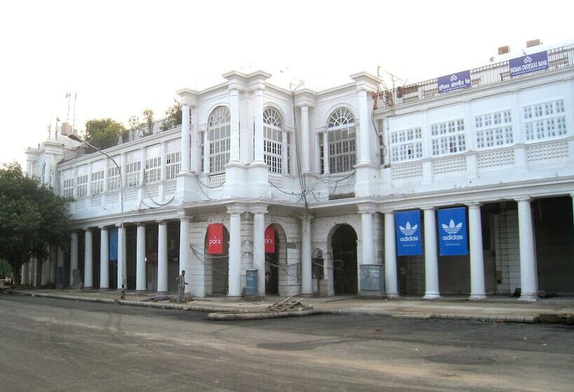 هتل Palace Heights