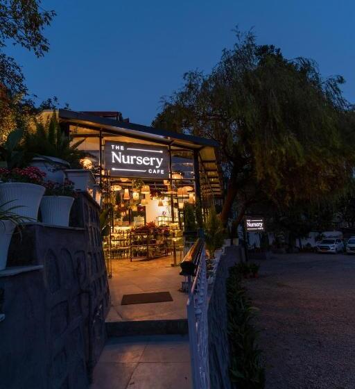 هتل Shervani Hilltop Resort