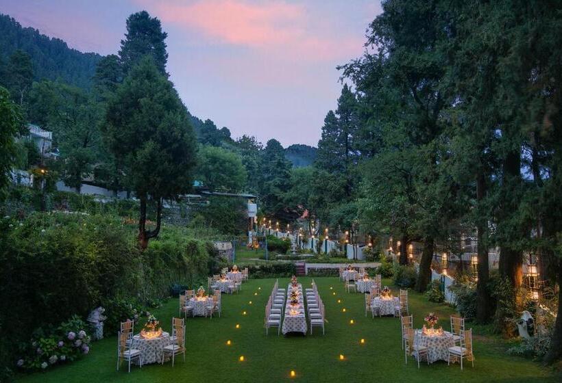 هتل Shervani Hilltop Resort