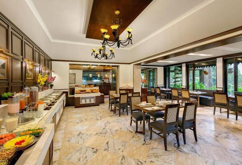 هتل Shervani Hilltop Resort