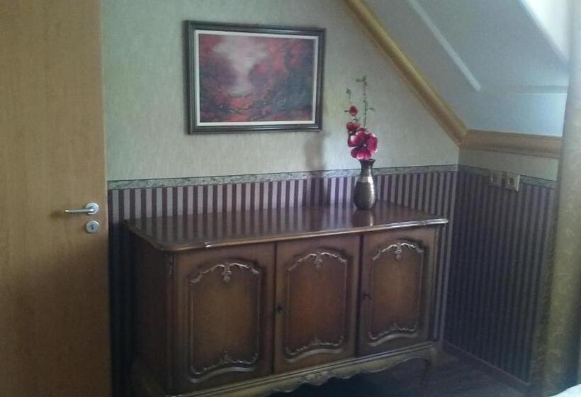 هتل Siesta Club Apartman Harkány