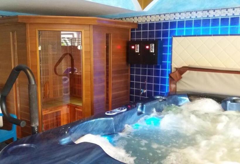 هتل Siesta Club Apartman Harkány