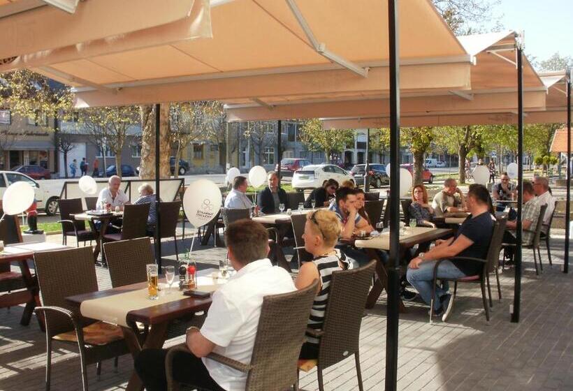 هتل Siesta Club Apartman Harkány