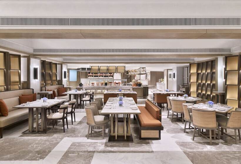 هتل The St. Regis Goa Resort