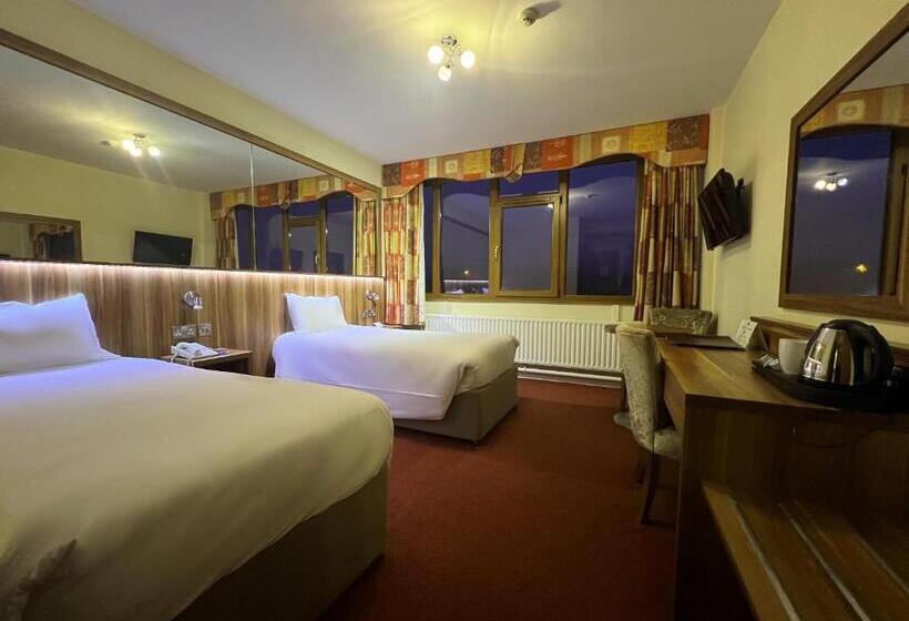 בית מלון כפרי West County