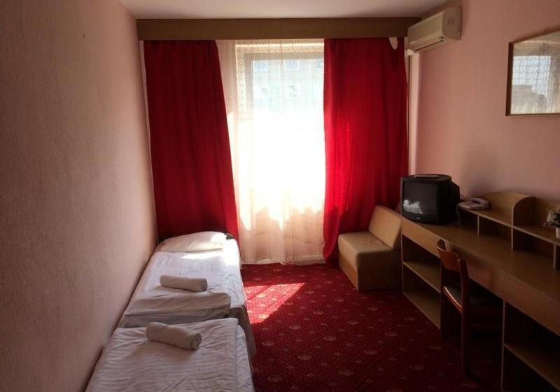 Fotos del hotel Hunor Hotel Budapest:  4