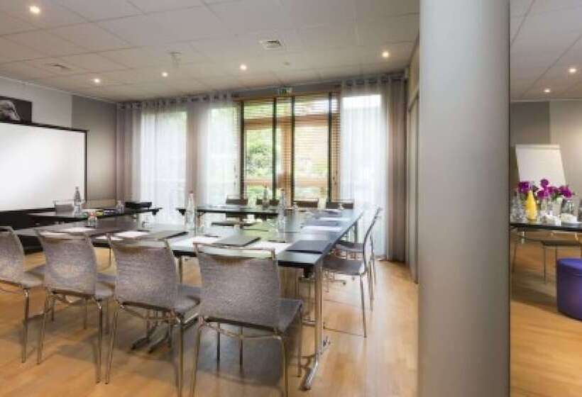 Hotelli Acanthe Boulogne Billancourt