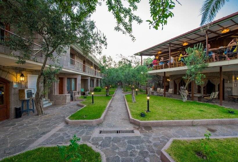 هتل Assos Eden Beach