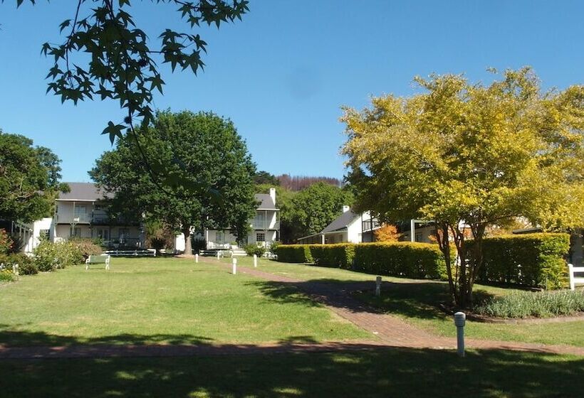 هتل Belvidere Manor Lagoonside Cottages